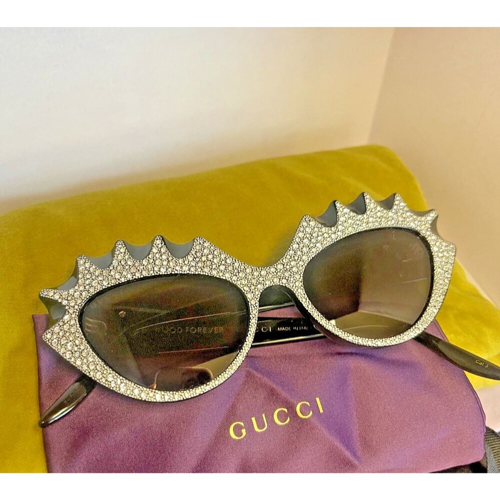 GUCCI 52mm Crystal Pave Cat Eye Sunglasses Black/Grey